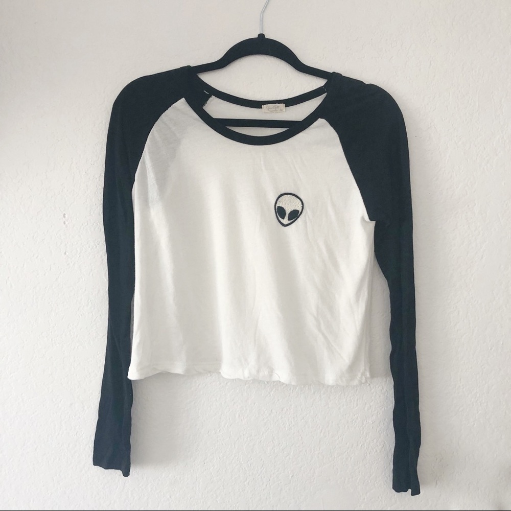 Brandy Melville long sleeve tee